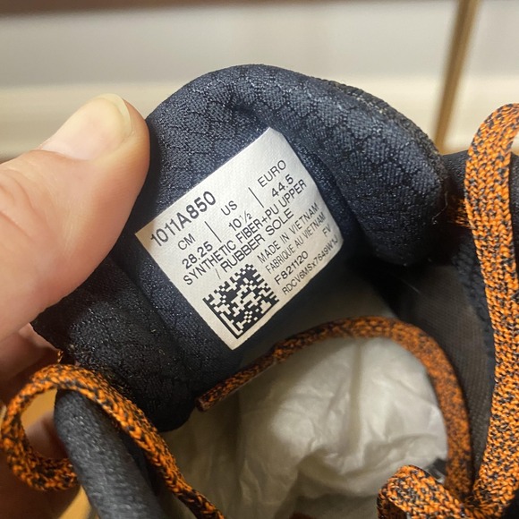 ASICS Gel-Scram 5 Shoes Mens Size 10.5 Black Running Trail Sneakers READ - Picture 8 of 9